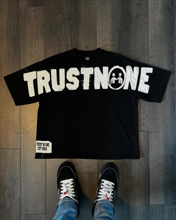 TRUST NO ONE Tee