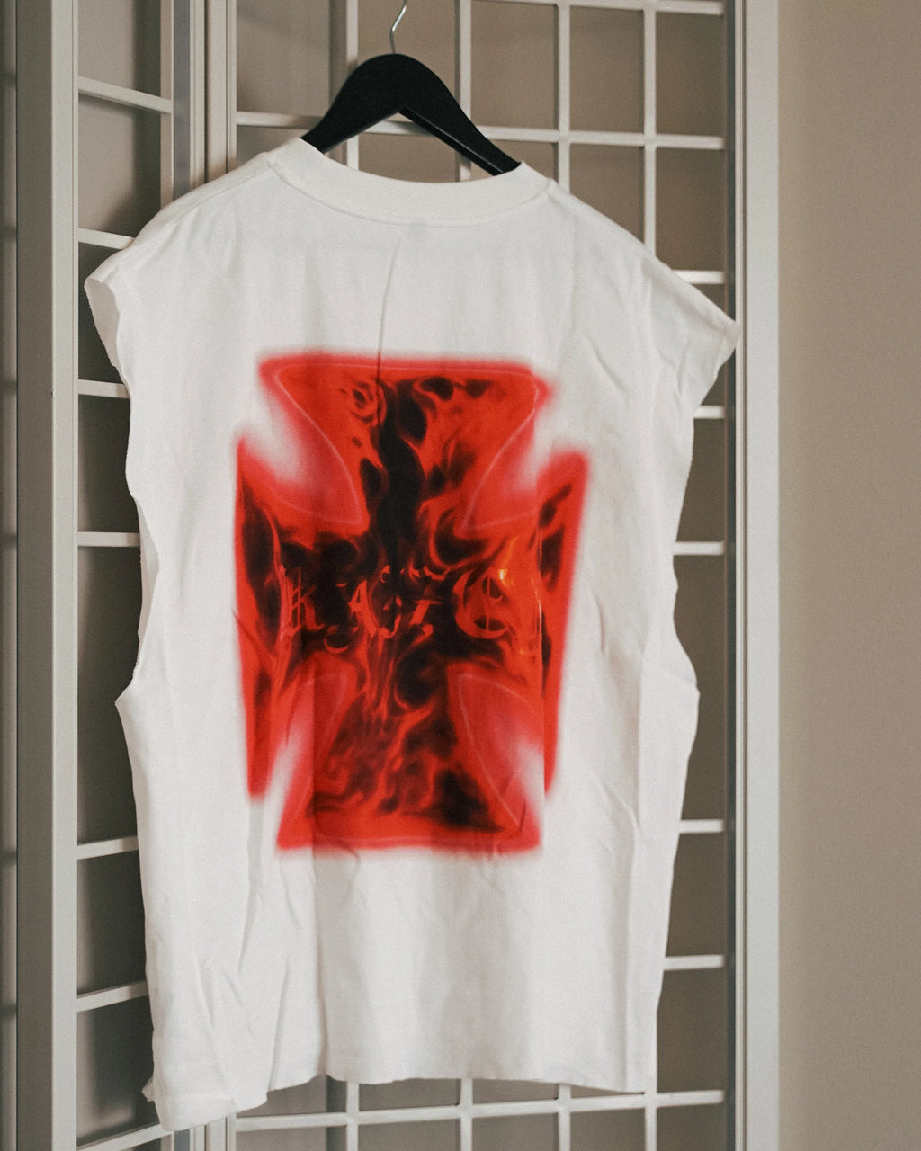 156 - Kaizen Red Cross Tank