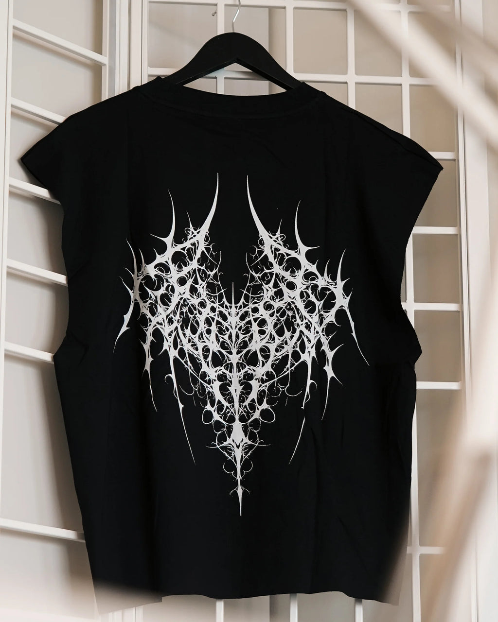 157 - Kaizen White Demon Tank