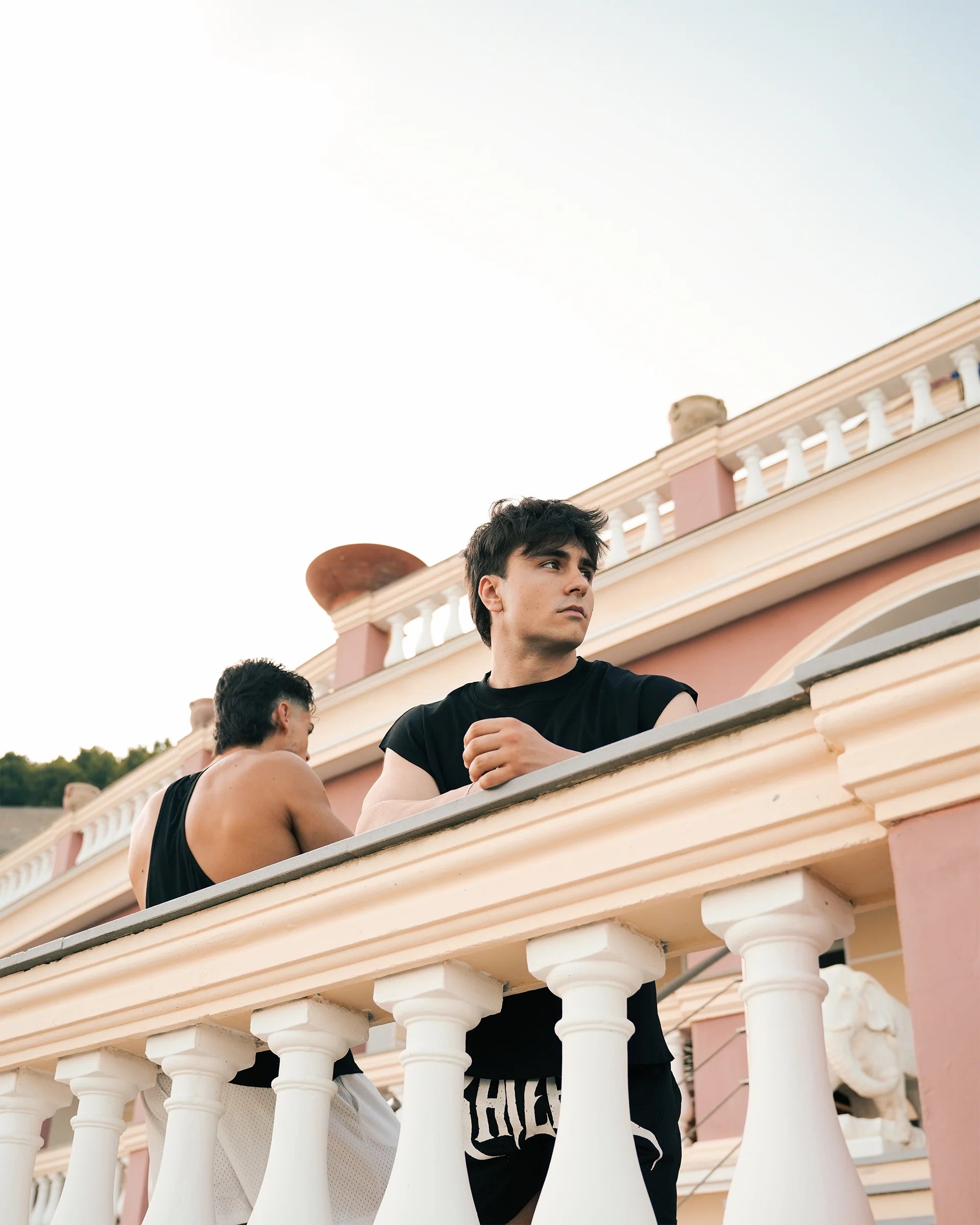 159 - Kaizen Stringer Tank Black